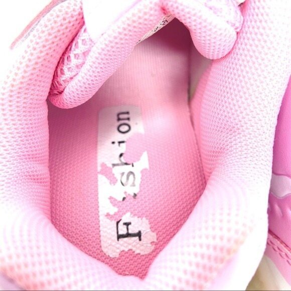 FASHION Kids LED Light up Roller Skates - Picture 8 of 12